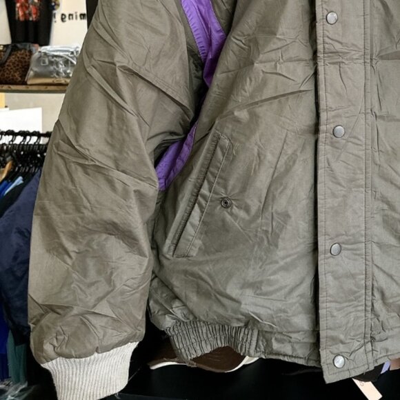 Vintage 90s Bomber Jacket - Picture 4 of 4